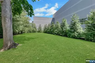 19 Thames Blvd, Bergenfield, NJ 07621 - Photo 4