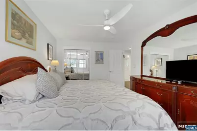 19 Thames Boulevard, Bergenfield, NJ 07621 - Photo 44