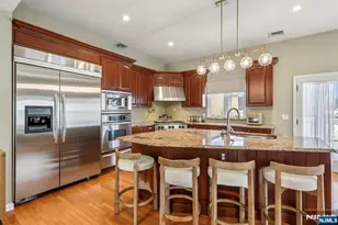 28 George St, Saddle Brook Township, NJ 07663 - Photo 10