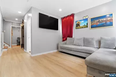 407 3rd Avenue, Newark, NJ 07107 - Photo 2