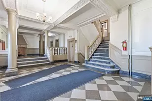 883 E Blvd 1F, Weehawken, NJ 07086 - Photo 20