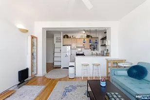 883 E Blvd 1F, Weehawken, NJ 07086 - Photo 8