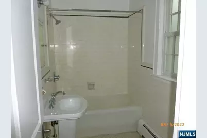 5 Aberdeen Place, Fair Lawn, NJ 07410 - Photo 10