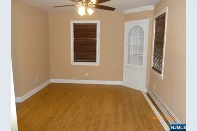 5 Aberdeen Place, Fair Lawn, NJ 07410 - Photo 2
