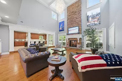 184 Donny Brook Drive, Allendale, NJ 07401 - Photo 4