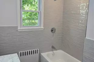 639 Oakdene Ave 1, Ridgefield, NJ 07657 - Photo 10