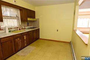 510 Liberty Ave, Jersey City, NJ 07307 - Photo 18
