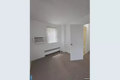 2345 Linwood Avenue 2H #2H, Fort Lee, NJ 07024 - Photo 6