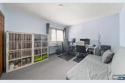 101 State Rt 5 302 #302, Edgewater, NJ 07020 - Photo 20