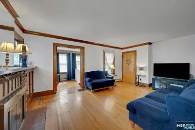 18 Ilford Avenue, North Arlington, NJ 07031 - Photo 4