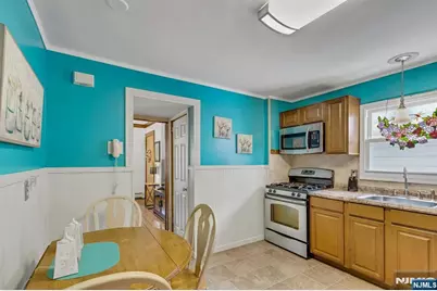 18 Ilford Avenue, North Arlington, NJ 07031 - Photo 12
