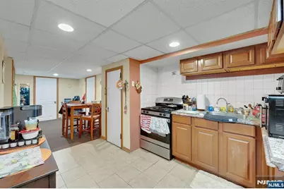 18 Ilford Avenue, North Arlington, NJ 07031 - Photo 22