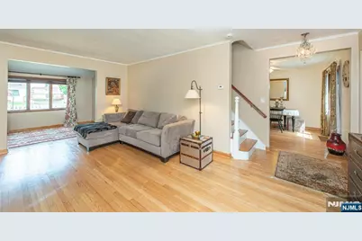 56 Lunn Avenue, Bergenfield, NJ 07621 - Photo 6