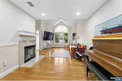613 Fir Court T117 #T117, Norwood, NJ 07648 - Photo 8