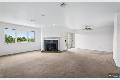 304 Heights Drive 3 #3, Haledon, NJ 07508 - Photo 4
