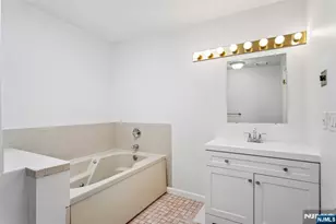 304 Heights Dr 3, Haledon, NJ 07508 - Photo 30