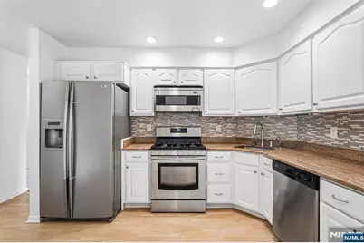 304 Heights Drive 3 #3, Haledon, NJ 07508 - Photo 8