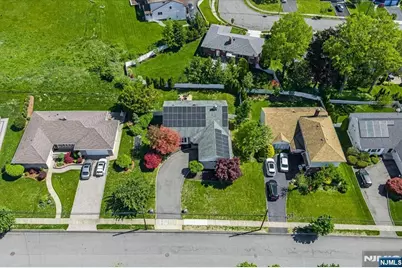 32 Brantwood Place, Clifton, NJ 07013 - Photo 34