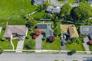 32 Brantwood Pl, Clifton, NJ 07013 - Photo 34