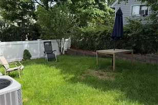 408 7th Street B, Palisades Park, NJ 07650 - Photo 14