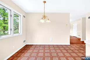 23 Peach Hill Ct, Ramsey, NJ 07446 - Photo 8