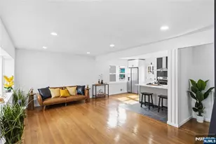 116 Washington Pl, Teaneck Township, NJ 07666 - Photo 12