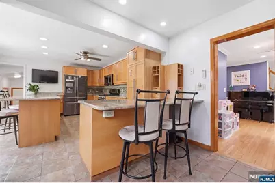 319 E Madison Avenue, Dumont, NJ 07628 - Photo 8