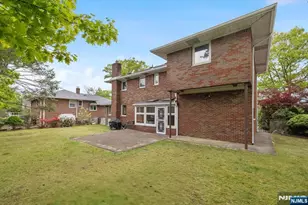 535 Summit, Englewood Cliffs, NJ 07632 - Photo 32