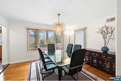 535 Summit, Englewood Cliffs, NJ 07632 - Photo 6