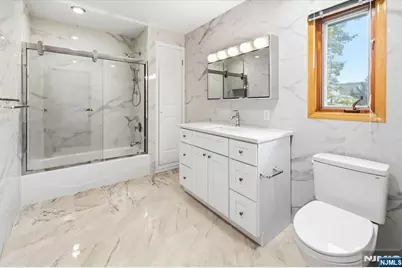 535 Summit, Englewood Cliffs, NJ 07632 - Photo 22