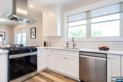 246 Main Street 303 #303, Chatham, NJ 07928 - Photo 6