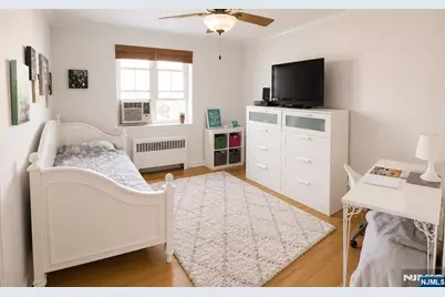 510 Union Avenue 3C #3C, Rutherford, NJ 07070 - Photo 6