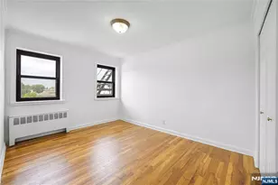 2335 Hudson Terrace D6, Fort Lee, NJ 07024 - Photo 12