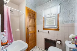 19 Albert St, North Arlington, NJ 07031 - Photo 8