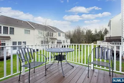 47 Mulberry Court, Paramus, NJ 07652 - Photo 2
