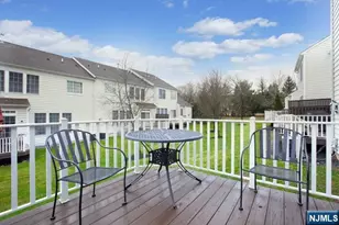 47 Mulberry Ct, Paramus, NJ 07652 - Photo 2