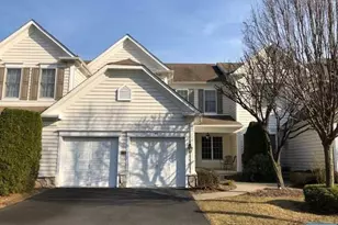 47 Mulberry Ct, Paramus, NJ 07652 - Photo 1