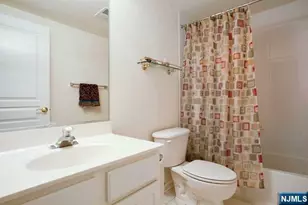 47 Mulberry Ct, Paramus, NJ 07652 - Photo 16