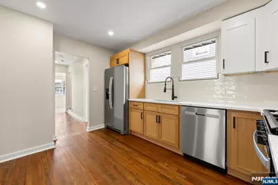 218 Ampere Parkway, Bloomfield, NJ 07003 - Photo 18