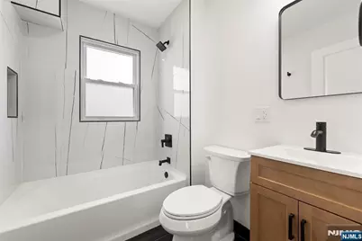 218 Ampere Parkway, Bloomfield, NJ 07003 - Photo 22
