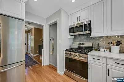 149 Linden Avenue, Emerson, NJ 07630 - Photo 10