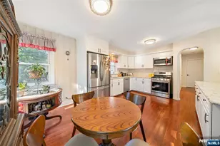 553 Ray Ave, Ridgefield, NJ 07657 - Photo 8