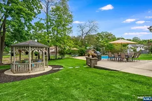 670 Swathmore Ln, Paramus, NJ 07652 - Photo 40