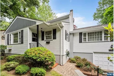 76 Ross Avenue, Demarest, NJ 07627 - Photo 2