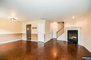 1030 Cumberland Ct 1030, Mahwah, NJ 07430 - Photo 8