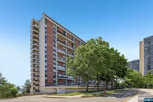 3 Horizon Road 1021, Fort Lee, NJ 07024 - Photo 18