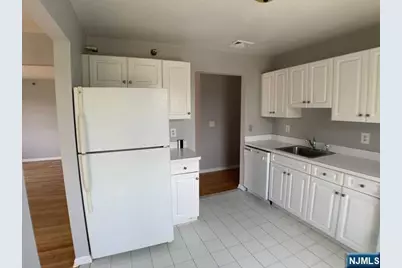 18 Prospect Street 4 #4, Palisades Park, NJ 07650 - Photo 6