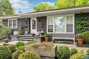 596 Wyckoff Ave, Mahwah, NJ 07430 - Photo 4