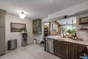 596 Wyckoff Ave, Mahwah, NJ 07430 - Photo 8