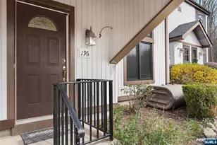 11196 Dell Pl 196, Stanhope, NJ 07874 - Photo 4